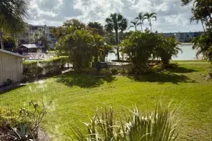 2562 N Garden Dr, Lake Worth, FL 33461 - Photo 14