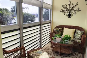 2562 N Garden Dr, Lake Worth, FL 33461 - Photo 12