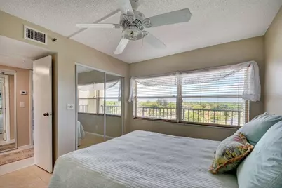 3465 Via Poinciana #803, Lake Worth, FL 33467 - Photo 18