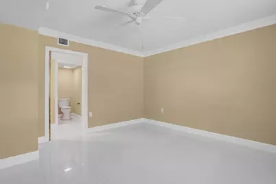 6073 Balboa Circle #105, Boca Raton, FL 33433 - Photo 20