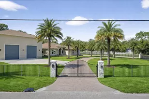 12038 Key Lime Blvd, The Acreage, FL 33412 - Photo 6