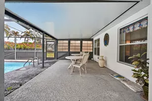 459 SE Nome Dr, Port Saint Lucie, FL 34984 - Photo 4