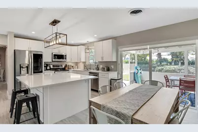 47 Ridgewood Circle, Tequesta, FL 33469 - Photo 12