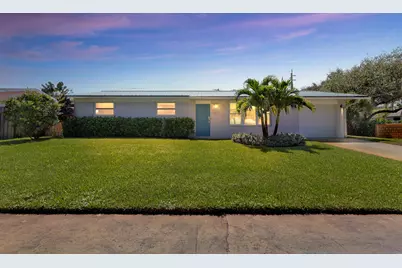 47 Ridgewood Circle, Tequesta, FL 33469 - Photo 1