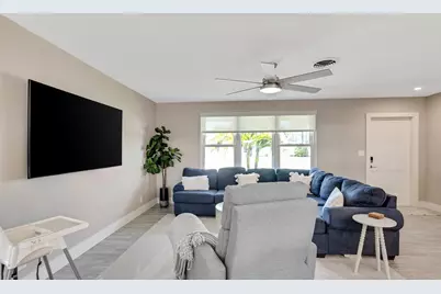 47 Ridgewood Circle, Tequesta, FL 33469 - Photo 10