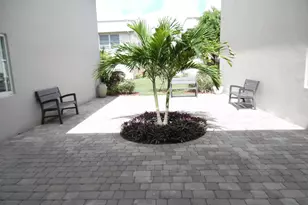 157 Capri D, Delray Beach, FL 33484 - Photo 18
