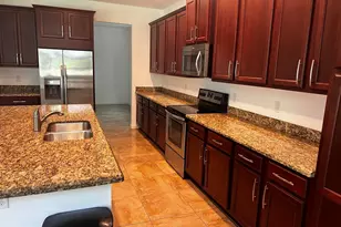 9555 Phipps Ln, Wellington, FL 33414 - Photo 6