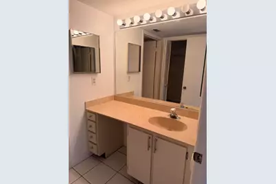 3146 Via Ponciana #301, Lake Worth, FL 33467 - Photo 16