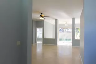 240 Sussex Cir, Jupiter, FL 33458 - Photo 4