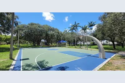1509 Meadows Circle W, Boynton Beach, FL 33436 - Photo 26