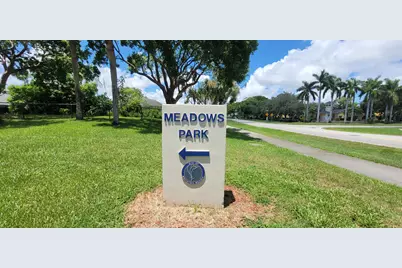 1509 Meadows Circle W, Boynton Beach, FL 33436 - Photo 24