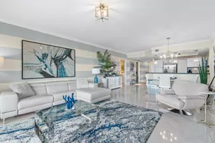 2650 Lake Shore Dr, Riviera Beach, FL 33404 - Photo 4