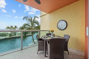 2650 Lake Shore Dr, Riviera Beach, FL 33404 - Photo 26