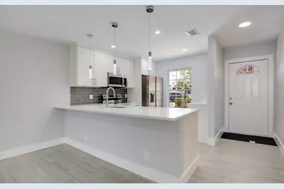 714 Nantucket Circle #B, Lake Worth, FL 33467 - Photo 12