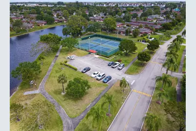 714 Nantucket Circle #B, Lake Worth, FL 33467 - Photo 32