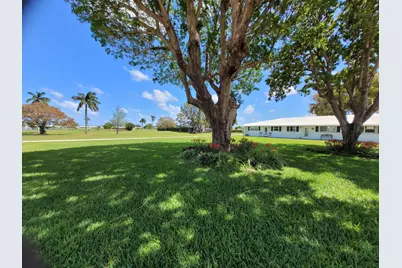 300 SW Golfview Terrace #142, Boynton Beach, FL 33426 - Photo 10