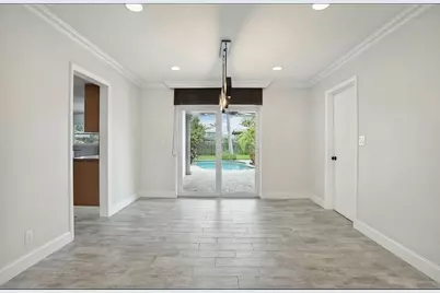603 SE 7th Avenue, Deerfield Beach, FL 33441 - Photo 6