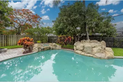 603 SE 7th Avenue, Deerfield Beach, FL 33441 - Photo 26