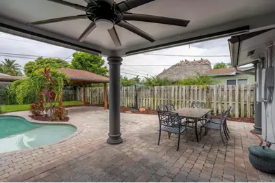 603 SE 7th Avenue, Deerfield Beach, FL 33441 - Photo 22