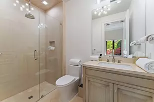 636 Hermitage Cir, Palm Beach Gardens, FL 33410 - Photo 40