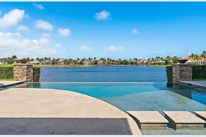 636 Hermitage Circle, Palm Beach Gardens, FL 33410 - Photo 40