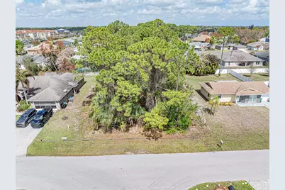 1661 SW Nervia Avenue, Port Saint Lucie, FL 34953 - Photo 8