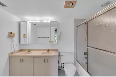 2505 Antigua Terrace #E3, Coconut Creek, FL 33066 - Photo 18