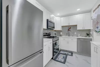 504 Davis Road #86, Palm Springs, FL 33461 - Photo 4