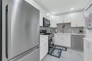 504 Davis Rd, Palm Springs, FL 33461 - Photo 4