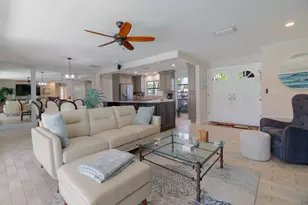 4370 Flax Ct, Palm Beach Gardens, FL 33410 - Photo 8