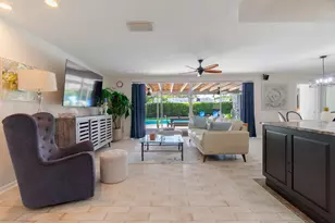 4370 Flax Ct, Palm Beach Gardens, FL 33410 - Photo 6