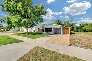 240 NW 9th Ave, Delray Beach, FL 33444 - Photo 1