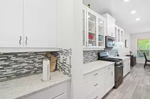 10396 SW Ligustrum Dr, Port Saint Lucie, FL 34987 - Photo 4