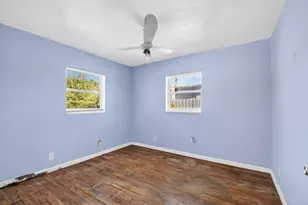 2013 Longwood Rd, West Palm Beach, FL 33409 - Photo 16