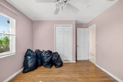 2013 Longwood Road, West Palm Beach, FL 33409 - Photo 18