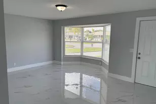 4318 Crestdale St, Palm Beach Gardens, FL 33410 - Photo 6