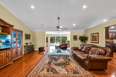 9232 Sun Pointe Drive, Boynton Beach, FL 33437 - Photo 10