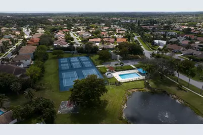 9232 Sun Pointe Drive, Boynton Beach, FL 33437 - Photo 44