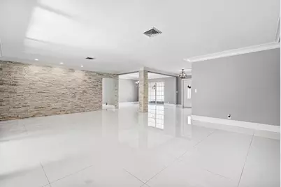 417 N Country Club Drive, Atlantis, FL 33462 - Photo 20