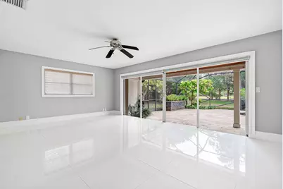 417 N Country Club Drive, Atlantis, FL 33462 - Photo 22