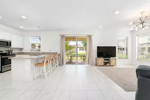 2011 NW Cataluna Cir, Port Saint Lucie, FL 34986 - Photo 10