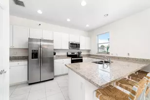 2011 NW Cataluna Cir, Port Saint Lucie, FL 34986 - Photo 14