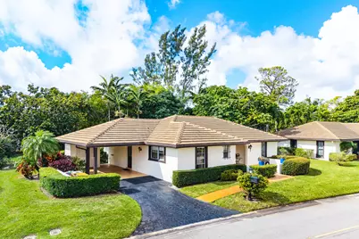 446 Pine Villa Drive, Atlantis, FL 33462 - Photo 2