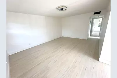 121 Sheffield F, West Palm Beach, FL 33417 - Photo 4