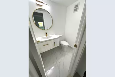 121 Sheffield F, West Palm Beach, FL 33417 - Photo 14