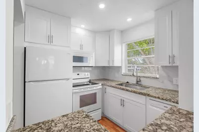 346 Windsor O, West Palm Beach, FL 33417 - Photo 4