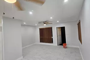 2030 SW 41st Ave, Fort Lauderdale, FL 33317 - Photo 12