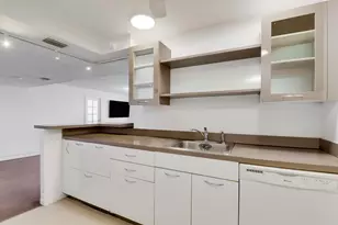 5600 N Flagler Dr, West Palm Beach, FL 33407 - Photo 16