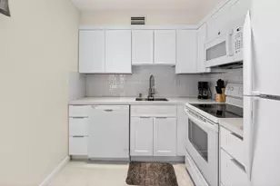 173 Flanders D, Delray Beach, FL 33484 - Photo 24