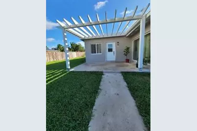 1351 W Mango Street #A, Lantana, FL 33462 - Photo 4